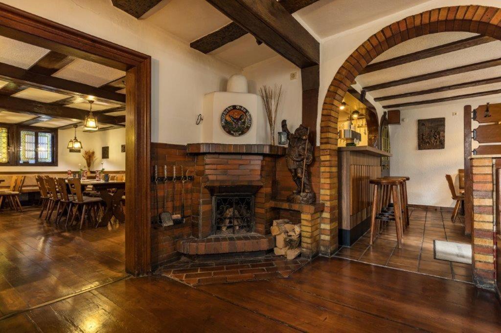 Gaststaette Braustuebchen Hotel Schlitz Ngoại thất bức ảnh