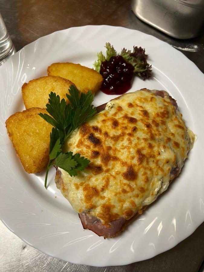 Gaststaette Braustuebchen Hotel Schlitz Ngoại thất bức ảnh